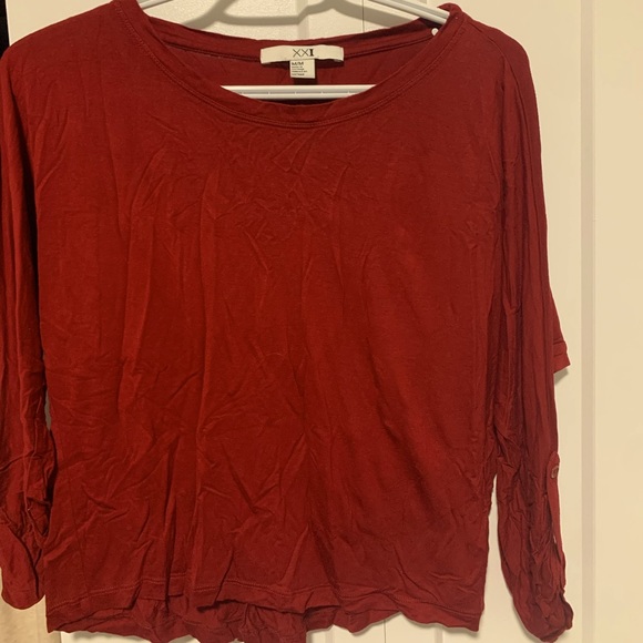 Medium red loose fit top - Picture 1 of 2